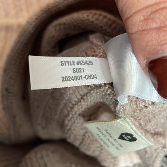 Madewell Donegal Belmont Mockneck Sweater in Coziest Yarn Size Medium - Picture 9 of 11